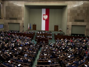 [Sondaż] Pięć partii w Sejmie. Słaby wynik Konfederacji i Lewicy. PSL poza Sejmem