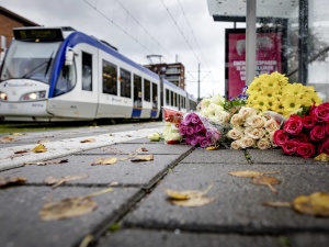 Holandia: Polak zginął wepchnięty pod tramwaj. 15-latek usłyszał zarzuty