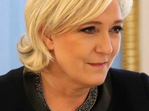 Ekspert: Morawiecki spotkał się z Le Pen. Krytykują hipokryci powtarzający narrację Łukaszenki i Putina