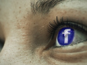 Washington Post: Algorytmy Facebooka świadomie promowały najbardziej kontrowersyjne treści 