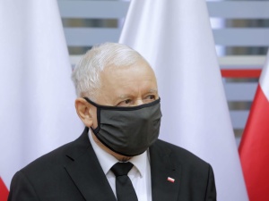 A gdyby ktoś wstawił zdjęcie jak Jarek jedzie na kocie?. Poseł PO chciał skompromitować Kaczyńskiego, a sam się skompromitował