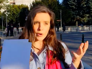 Jachira odleciała. „Kaczyński będąc kryptogejem atakuje społeczności LGBT” [WIDEO]