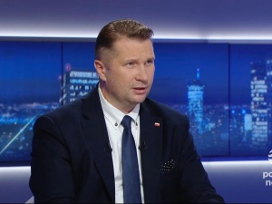 Min. Czarnek: Zalecam, by wszyscy uczniowie, bez względu na płeć, chodzili do szkoły ubrani schludnie