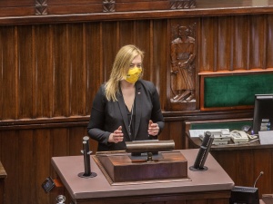Skandaliczne słowa Hanny Gill-Piątek. Posłanka  porównała Marsz Niepodległości do pogromu Żydów
