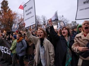 W Warszawie trwa protest pod hasłem Ani jednej więcej 