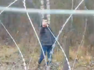 „Grupa migrantów zaatakowała nasze posterunki”. Kolejne nagranie Straży Granicznej [WIDEO]