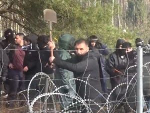 Dziś dojdzie do próby sforsowania granicy z Polską? Jeden z migrantów miał zdradzić plan Białorusi