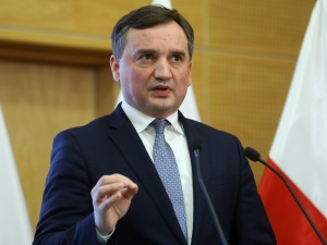 Zbigniew Ziobro złożył wniosek do TK w sprawie kar finansowych, które UE nałożyła na Polskę