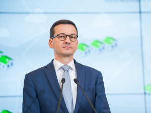 Premier: „Który Tusk jest prawdziwy? Ten, co wzywa do przyjęcia polskiego KPO, czy ten żądający jego odrzucenia?”