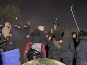 „Nie będą chcieli wracać”. Tak migranci mieli świętować telefon Merkel do Łukaszenki [VIDEO]
