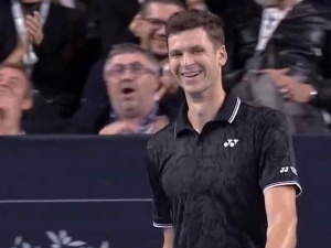Wspaniałe widowisko w Marsylii. Hubert Hurkacz w finale