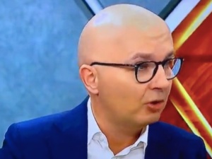 „Haumato-arbice”. Wpadka posła Platformy w programie na żywo [WIDEO]