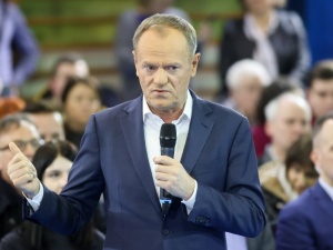 „Tusk szedł przez czas swoich rządów z Putinem ręka w rękę”. Ważny polityk PiS nie przebierał w słowach