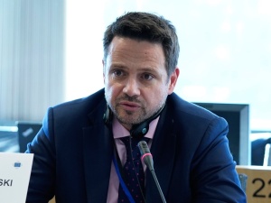 Były minister w rządzie PO-PSL i sekretarz Warszawy zatrzymany przez służby. Jest decyzja Trzaskowskiego