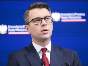 Rzecznik rządu: PiS będzie tworzyło gwarancje wypłaty 13. i 14. emerytury