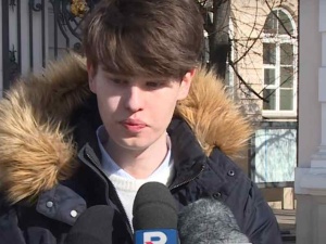 „Najciemniejsze lata komunistycznej cenzury”. Młodzi przeciwko nagonce na Oskara Szafarowicza
