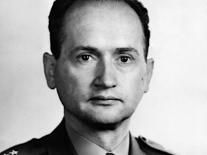 Tadeusz Płużański: Jaruzelski. Marzec 1968