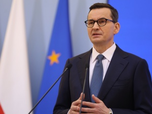 Premier: Dzisiaj nie odbieramy już w ogóle rosyjskiej ropy