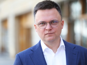Hołownia jest bardzo spanikowany. PiS przed wyborami jeszcze odpali race [WIDEO]