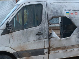 Rosyjski atak na konwój humanitarny. Dwóch Polaków rannych