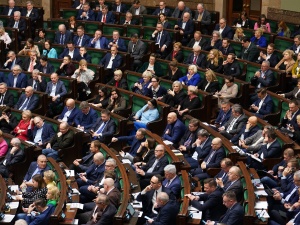 „Opozycja ma tylko jedną opcję”. „GW” publikuje „przełomowy” sondaż