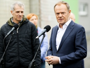 „Wracaj do Brukseli. Merkel czeka”. Tusk przywitany w Wodzisławiu Śląskim