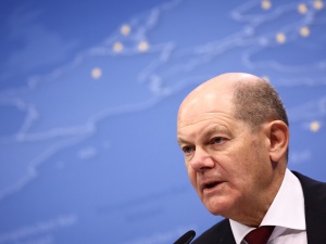 Załamanie kursu akcji Deutsche Banku. Jest reakcja Olafa Scholza