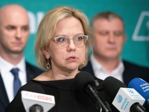 Burza po decyzji UE ws. aut spalinowych. „Wyjątkowe potraktowanie jednego państwa”