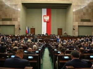 Nowy sondaż. Rośnie przewaga PiS