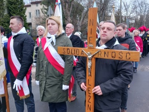 Proces nad Chrystusem trwa. Ulicami Żoliborza przeszła XXIII Droga Krzyżowa Ludzi Pracy