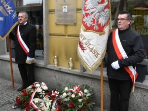 Dolnośląska S złożyła hołd ofiarom katastrofy smoleńskiej