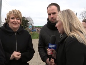Proszę mnie nie popychać!. Dziennikarka TVP zadała trudne pytania Hannie Zdanowskiej [WIDEO]