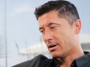 To byłaby sensacja. Lewandowski w Barcelonie z Messim?