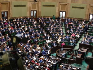 Bardzo wysokie poparcie dla PiS, słaby wynik Konfederacji. Zobacz najnowszy sondaż
