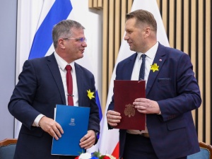 Niemiecki dziennik uderza w umowę Polski z Izraelem. „To skandal”