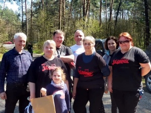 Częstochowska Solidarność pomagała w sadzeniu lasu pamięci Papieża Jana Pawła II