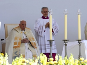 Papież: Jezus troszczy się o nas z nieskończoną czułością; nie pozwólmy, by skradziono nam radość i pokój, które ofiarował