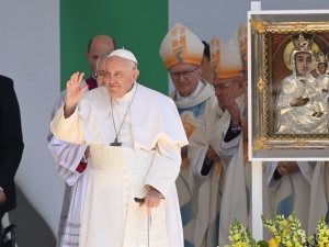 Budapeszt: Przed modlitwą Regina Caeli papież zawierzył Matce Bożej Węgry i Europę