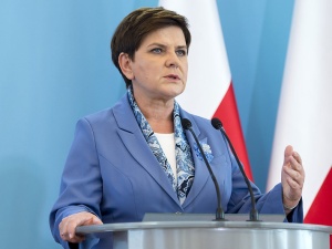 Szydło: Biało-czerwone barwy były i są symbolem naszej wolności i własnego domu