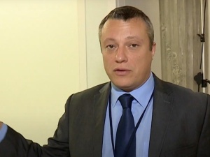 Reporter „Faktów” TVN dziwi się, jak jego koledzy mogą krytykować opozycję. „A potem płacz…”