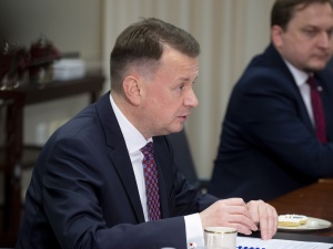 Błaszczak: Armia Stanów Zjednoczonych udostępni nam helikoptery Apache