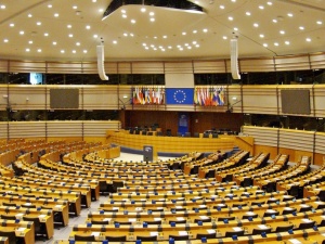 Eurodeputowani przegłosowali kompromisową wersję rozporządzenia metanowego