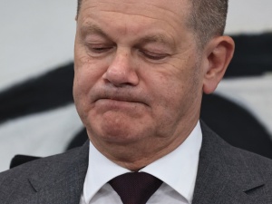 Kuriozalna wypowiedź Scholza. Jest odpowiedź szefa polskiego MON