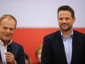 Trzaskowski przekonuje: W kilka godzin można wykonać pierwszy krok do tego, by naprawić relacje z UE