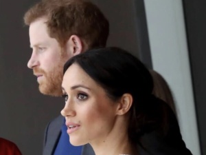 „Katastrofalny pościg” za księciem Harrym i Meghan Markle. Szokujące informacje