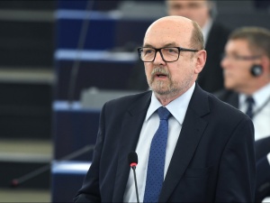 Prof. Legutko: Rezygnacja z zasady jednomyślności w Radzie byłaby jednoznaczna z odebraniem suwerenności Polsce