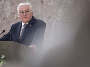 Osiński: To wydarzenie kamieniem milowym na drodze Niemiec ku demokracji? Frank-Walter Steinmeier mija się z prawdą