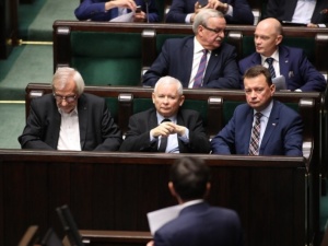 Zobacz najnowszy sondaż IBRiS. Tak wygląda poparcie dla PiS i KO 