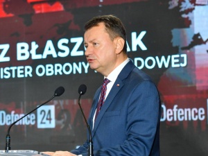 Nie przedstawi wyjaśnień na specjalnej komisji. Jest decyzja szefa MON