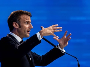 Macron chce ROZBROJENIA wschodniej flanki NATO
